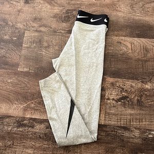 Nike leggings